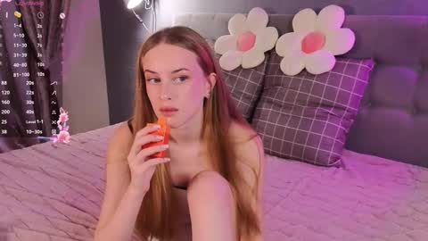 Snapshot of soft_babe chatting on 09-15-25, 07:14 Milisa online show from 09-15-25, 07:14