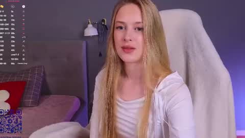 Snapshot of soft_babe chatting on 07-21-26, 08:00 Milisa online show from 07-21-26, 08:00