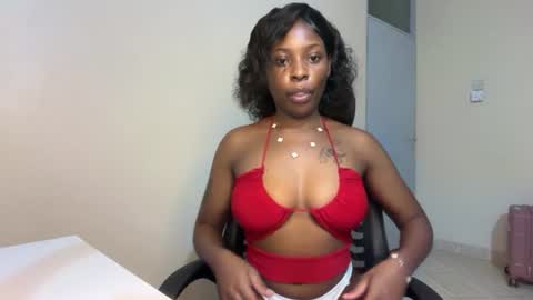 Snapshot of soft_nicole chatting on 06-14-26, 10:23 soft_nicole online show from 06-14-26, 10:23
