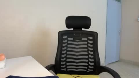 soft_nicole online show from 06-25-26, 08:30