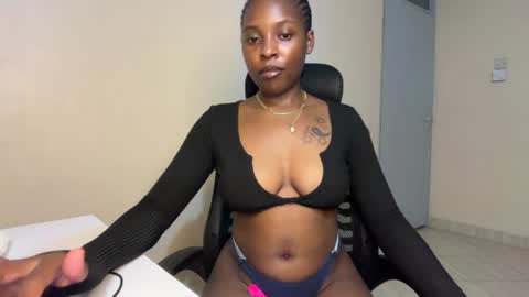 soft_nicole online show from 06-26-26, 09:41