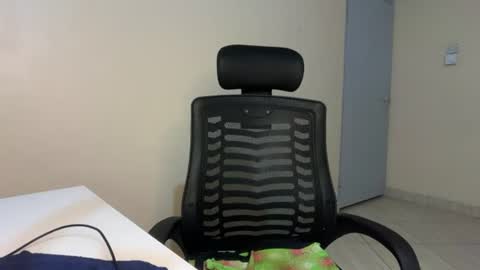 soft_nicole online show from 06-30-26, 09:16