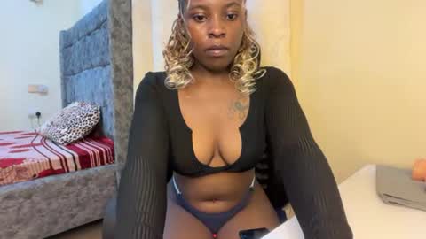 soft_nicole online show from 07-26-26, 08:38