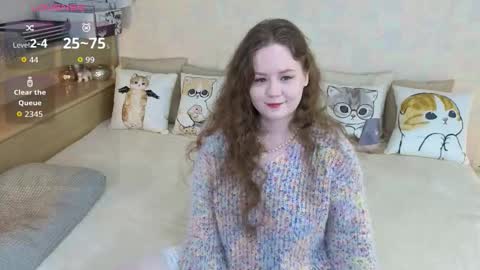 Snapshot of soft_purr_kitty chatting on 02-05-26, 08:02 Mia online show from 02-05-26, 08:02