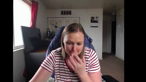 Rose online show from 11-18-25, 08:24