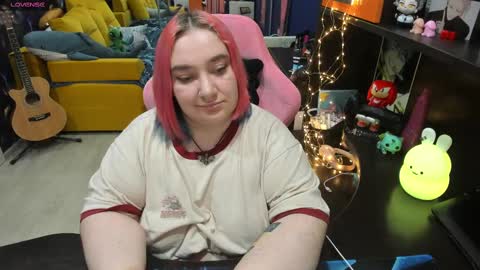 Sofie online show from 02-12-25, 08:59