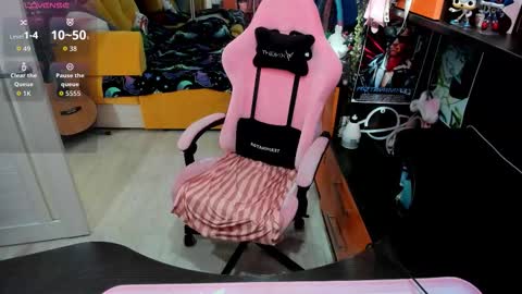 Sofie online show from 09-16-25, 03:18