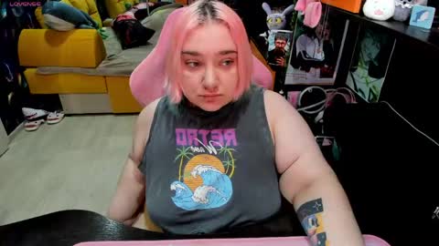 Sofie online show from 04-14-26, 03:01