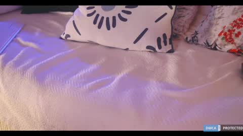 Lisa  online at  .11 from about utc online show from 02-09-25, 04:50