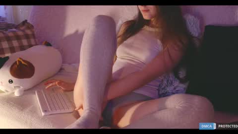 Lisa  online at  .11 from about utc online show from 02-11-25, 02:57