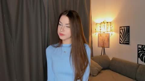 sofia online show from 10-14-25, 01:12