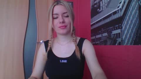 softy_aura online show from 04-21-26, 08:31