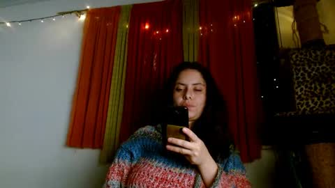 Sofia online show from 03-07-25, 05:51