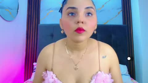 Snapshot of sol__latina chatting on 05-16-26, 12:04 Sol Latiana online show from 05-16-26, 12:04