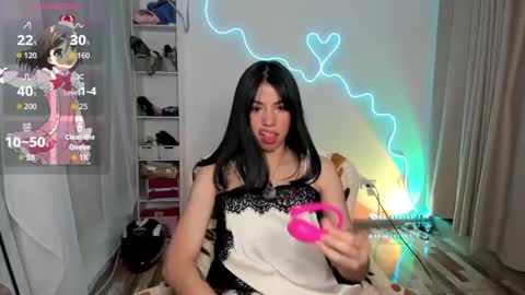Snapshot of sol_lunaa23 chatting on 05-19-26, 01:56 sol online show from 05-19-26, 01:56