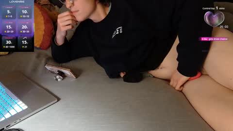 solaya papaya  jordan theythem online show from 11-19-25, 09:09