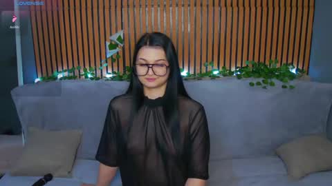 Snapshot of solazolaa chatting on 05-08-26, 02:06 Sonya online show from 05-08-26, 02:06