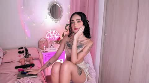 solecito online show from 04-16-26, 01:50