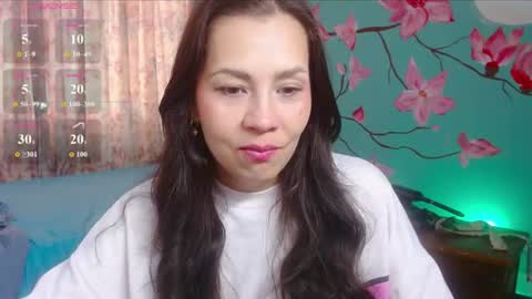 Snapshot of solhime chatting on 06-29-26, 03:23 Sol online show from 06-29-26, 03:23