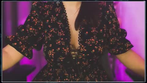 Gaby Solis online show from 10-19-25, 01:45