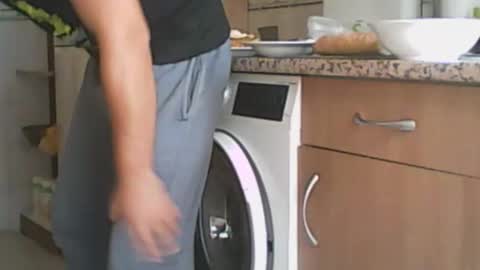 Snapshot of solo4u2 chatting on 11-12-25, 11:54 solo4u2 online show from 11-12-25, 11:54