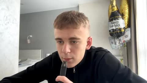 Snapshot of solofury chatting on 05-20-26, 10:10 Jett online show from 05-20-26, 10:10