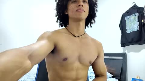 Snapshot of solorizo chatting on 02-28-26, 04:24 Hi Im Weller Check my Bio online show from 02-28-26, 04:24