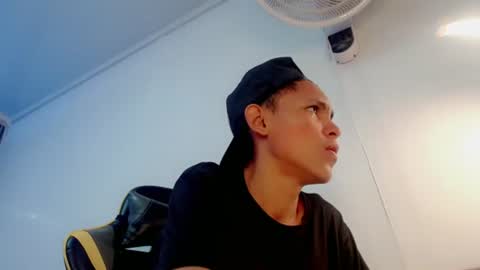 ESTEBAN online show from 07-22-26, 02:20