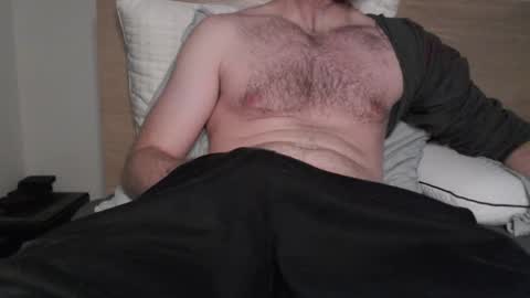Snapshot of someone007980 chatting on 02-19-26, 08:49 Someone007980 online show from 02-19-26, 08:49
