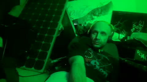 Snapshot of son_e_blacc chatting on 02-23-25, 08:39 Soni online show from 02-23-25, 08:39