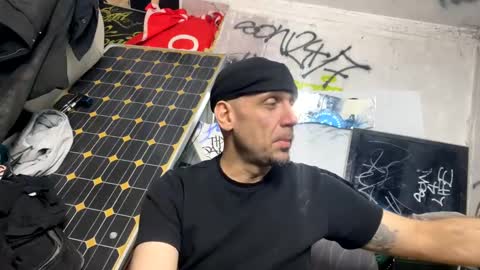 Snapshot of son_e_blacc chatting on 02-24-25, 02:37 Soni online show from 02-24-25, 02:37