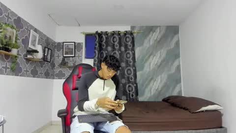 son_hades online show from 02-21-26, 03:51