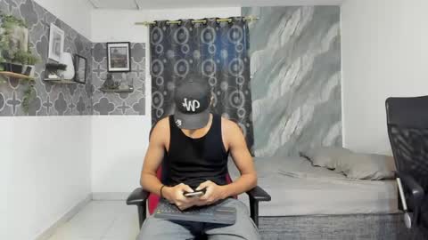 Snapshot of son_hades chatting on 05-14-26, 05:09 son_hades online show from 05-14-26, 05:09