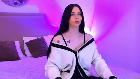 Snapshot of sonataray chatting on 02-22-26, 02:37 Catherine online show from 02-22-26, 02:37