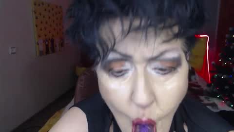 sondrariddle online show from 11-28-25, 12:02