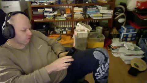 Tom online show from 01-10-25, 04:09