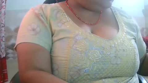 Snapshot of soni88888 chatting on 01-24-25, 05:31 soni88888 online show from 01-24-25, 05:31