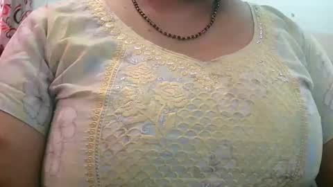 Snapshot of soni88888 chatting on 02-05-25, 04:48 soni88888 online show from 02-05-25, 04:48