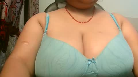 Snapshot of soni88888 chatting on 02-14-25, 03:36 soni88888 online show from 02-14-25, 03:36