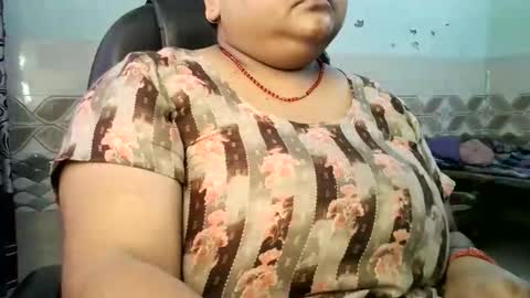 soni88888 online show from 06-02-26, 05:53