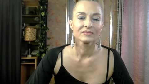 Sonia online show from 04-30-26, 01:50