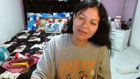 sonialatin69 online show from 12-16-24, 04:27