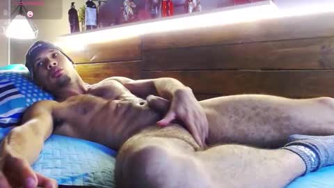 Snapshot of sonicj25_ chatting on 02-14-26, 04:42 SONIC online show from 02-14-26, 04:42