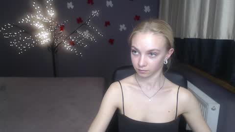 Snapshot of sonnysofia chatting on 04-10-26, 07:07 Sonya online show from 04-10-26, 07:07