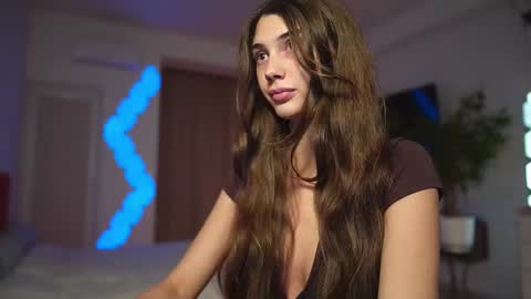 Snapshot of sony_play chatting on 02-15-25, 05:07 Sony online show from 02-15-25, 05:07