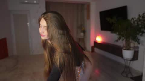 Snapshot of sony_play chatting on 03-09-25, 05:17 Sony online show from 03-09-25, 05:17