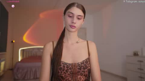 Snapshot of sony_play chatting on 09-10-25, 05:13 Sony online show from 09-10-25, 05:13