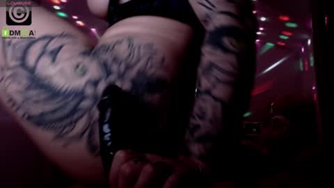 Snapshot of sonyadevon chatting on 01-11-25, 05:20 Sonia online show from 01-11-25, 05:20