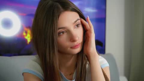 Eva 3 online show from 11-26-25, 08:59