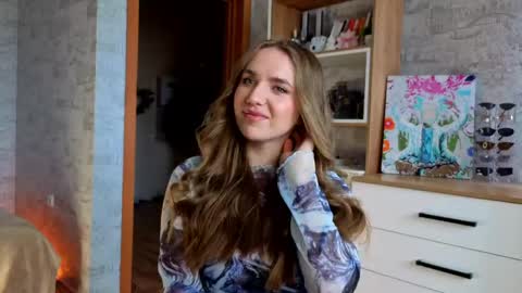 Snapshot of sonyasexx_ chatting on 05-13-26, 11:18 Sonya online show from 05-13-26, 11:18